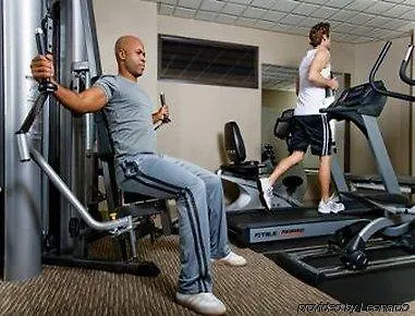 Hotel La Quinta & By Wyndham Midtown 3*