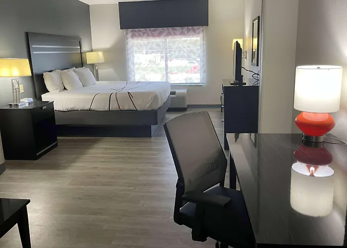 La Quinta & By Wyndham Midtown Hotel 3*