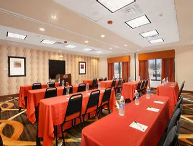 La Quinta & By Wyndham Midtown Hotel
